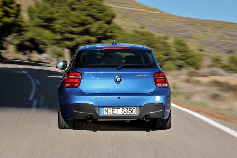 BMW 1-Series 2013 года  (фото 5 из 42)